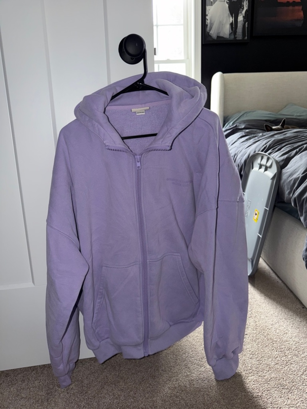 Comfrt weighted zip hoodie